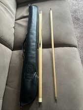 Maple 2 Piece Winmau Cue With Soft Case In Great Condition
