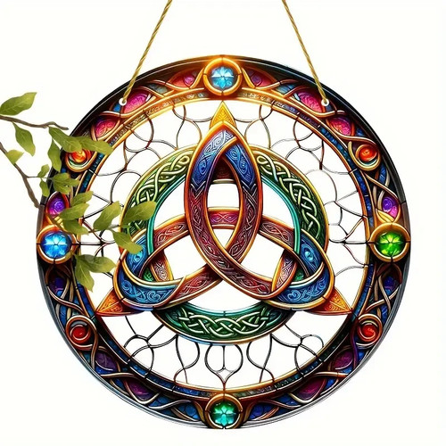 Celtic trinity knot - ☘️,