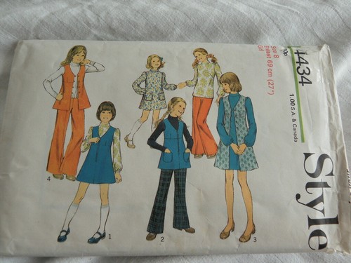 Style 4434 sewing pattern