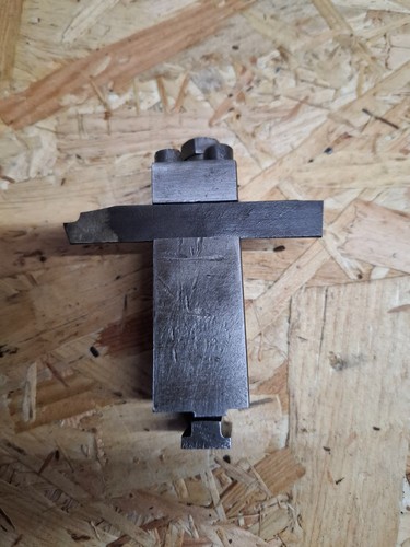 Rear toolpost for parting - , off