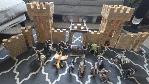 Schleich knights castle - knights,