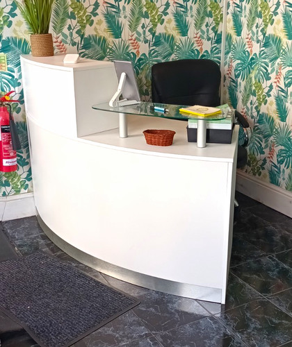 White curved reception - white, counter