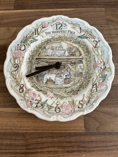 Royal doulton bramblly hedge - doulton,