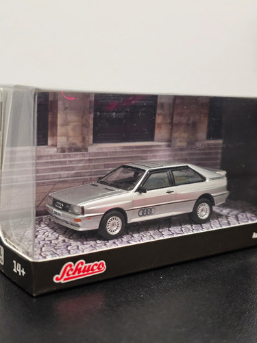 Audi quattro silver 1980 - silver,