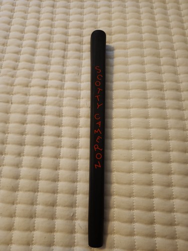Authentic scotty cameron - authentic,