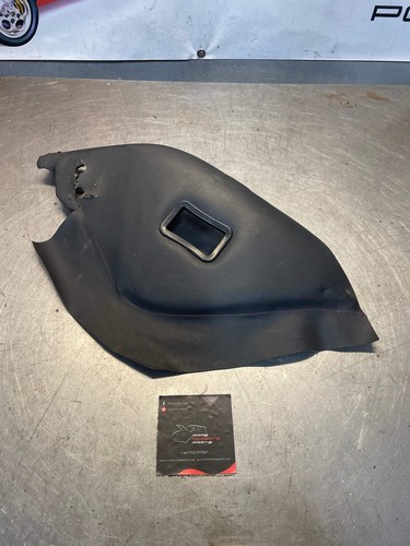 Porsche 928 rear - seat, side