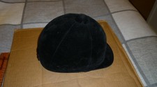 57cm/7 Showjumper 2000 Charles Owen Black Velvet Riding Hat