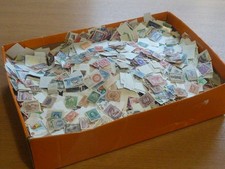 WORLDWIDE HUGE COLLECTION 25000-30000 LOOSE STAMPS IN BOX, OFF PAPER, MUCH EARLY