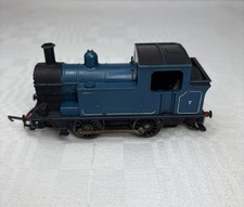TRI-ANG OO R355 Tank Loco in Blue. No 7. UNTESTED. REFURB OR SPARES.