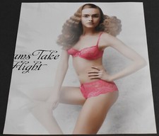 2009 Print Ad Sexy Long Legs