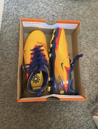 Brand new kids nike - kids, football