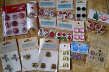 Xmas and Novelty Buttons (1)