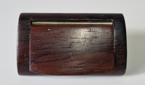 Antique vintage dark - /,