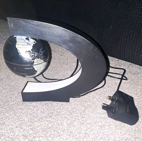 Modern illuminated tabletop - modern,