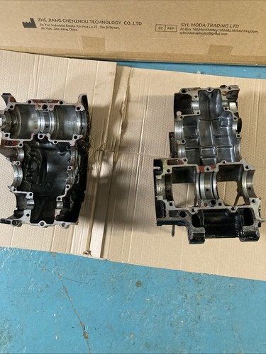 Suzuki rg250 gamma crank cases - suzuki,