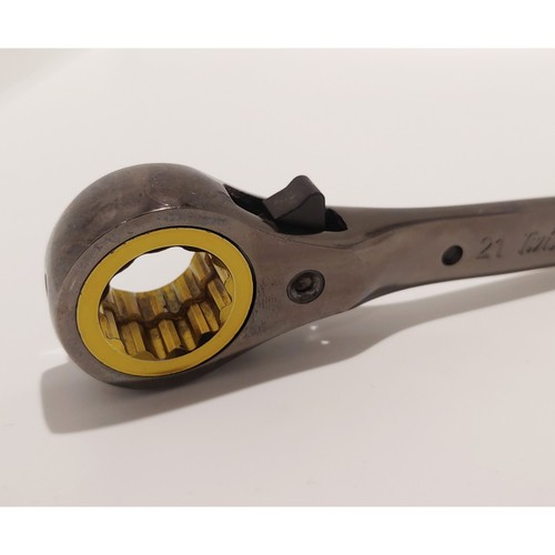 Twisted bay 19x21mm steel - twisted,