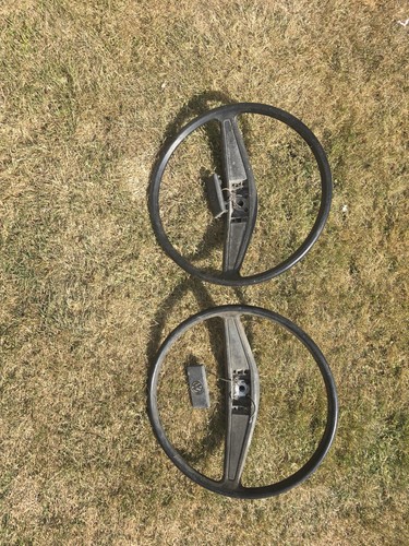 T25 steering wheels x2 - /, t3