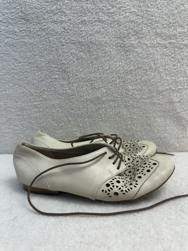 Clarks cream laser - cut, out