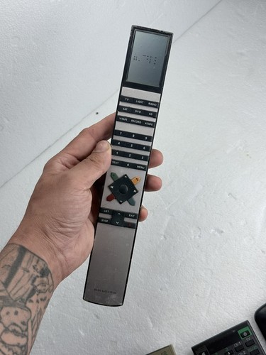 Bang olufsen beo4 remote - olufsen,