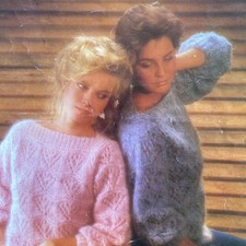 Vintage 80s Keynote 2721 Lady’s Slash Neck Jumper 34-38”