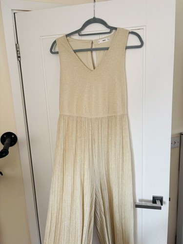 Brand new mng beige - brand,