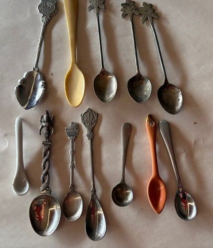Vintage spoons demi - x,