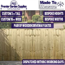 Custom Wooden Home Driveway