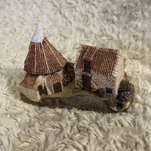 Lilliput lane miniature - lilliput,
