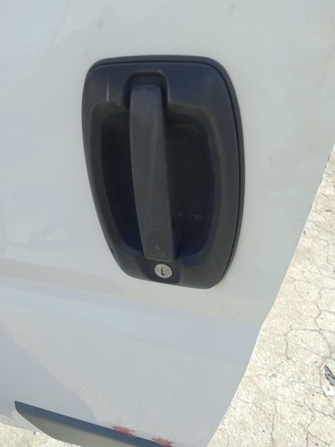 Left front exterior handle - front,