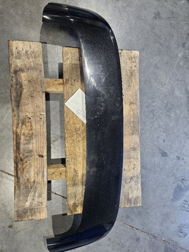 Rear spoiler hatchback - rear,