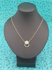 Oliver Bonas Beautiful Elegant Gold Tone And Gem Detailed Pendant Chain Necklace