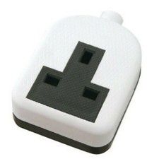 PIFCO 13 AMP 1G Rubber Socket, White Trailing Socket