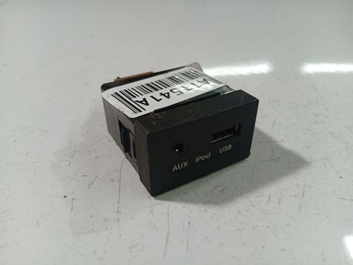 Hyundai i30 2011 - usb, ipod
