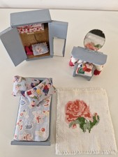 Vintage dollshouse furniture