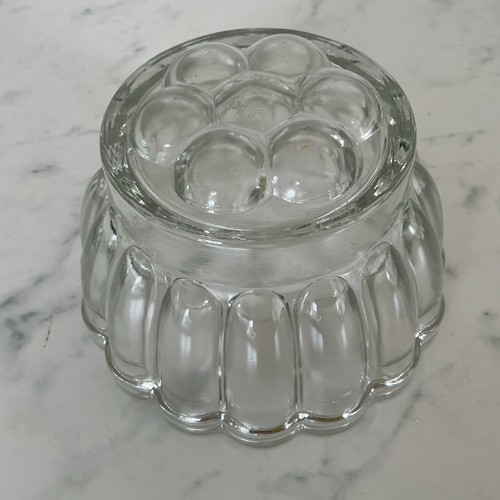 Vintage circular fluted - vintage,