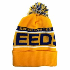 Leeds United Football Souvenir Super Whites Fans Ski Bobble Hat (100% Acrylic)