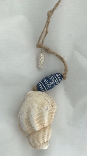 Hanging shell hand decorated - hanging, hand-decorated