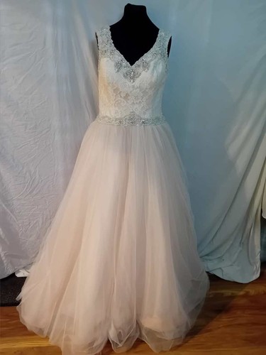 Wedding dress size - , blush