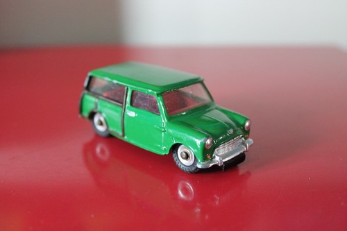 Dinky toys morris - 2.9”, mini
