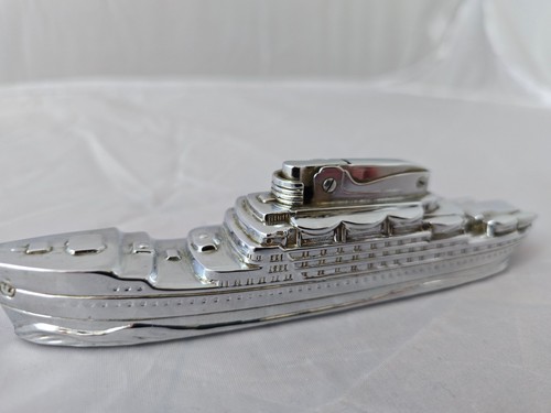 Antique art deco cruise - deco, liner/