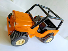 M391-TONKA TOYS JEEP vintage orange 16cm length