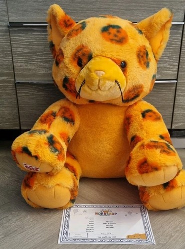 Build bear giant pumpkin - bear,