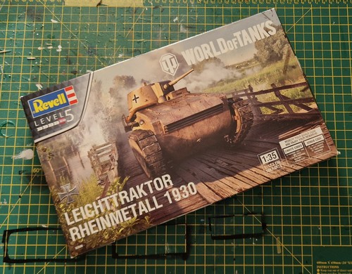 Revell world tanks 4 kits - 4,