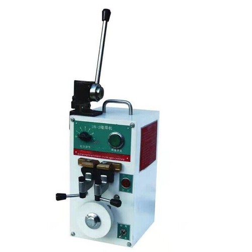 Small band saw blade welding - small,
