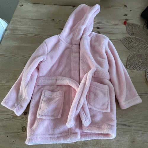 Months pink fluffy - pink,