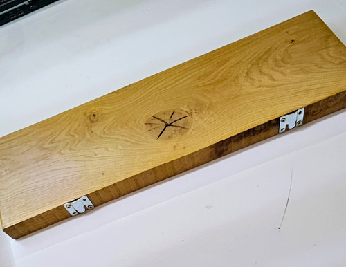 Handcrafted solid oak - solid,