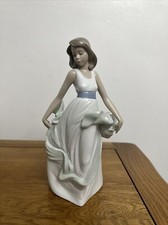 Nao by Lladro Lady figurine