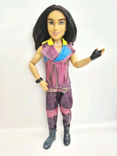 Disney descendants isle the - disney,