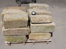 Pallet Of 1 Tonne Reclaimed York Stone for Quoins Walling