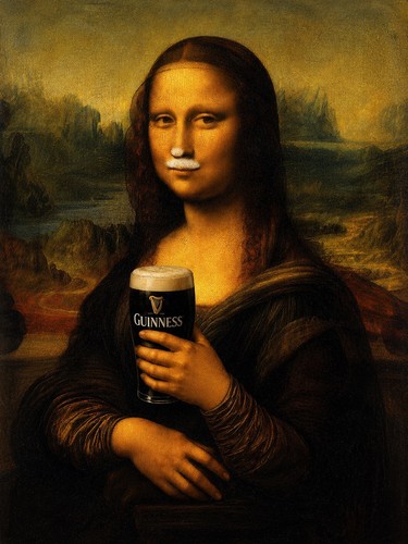 Mona lisa having guinness - lisa,